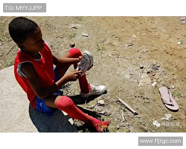 从贫困到荣耀的足球之路:一位明星的奋斗与梦想